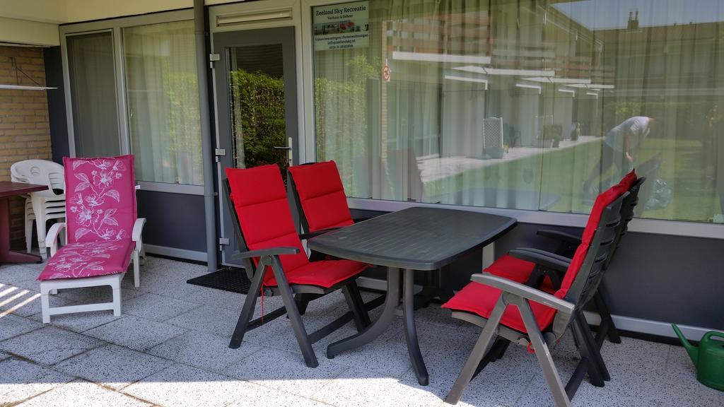 Branding Bed By The Sea Apartment Westkapelle Exterior photo